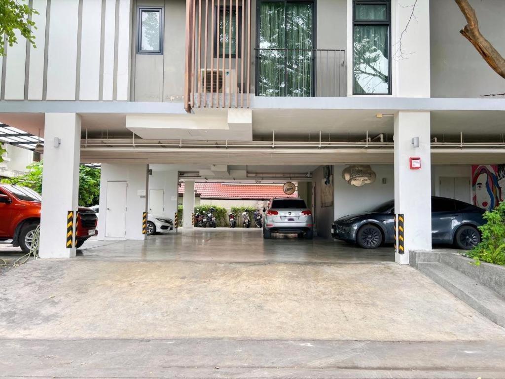 Bb House Mini Suite Hotel Bangkok Exterior foto